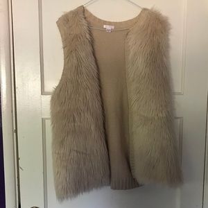 White Knit Faux Fur Vest